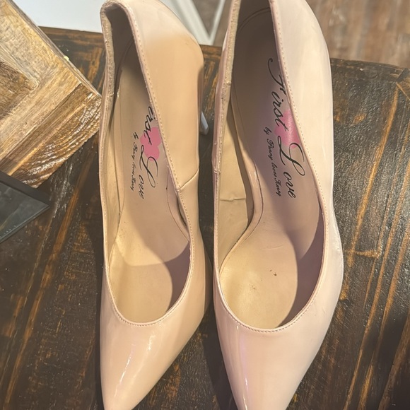 First Love Nude Pump! This shoe is classy and sassy! - Picture 4 of 4